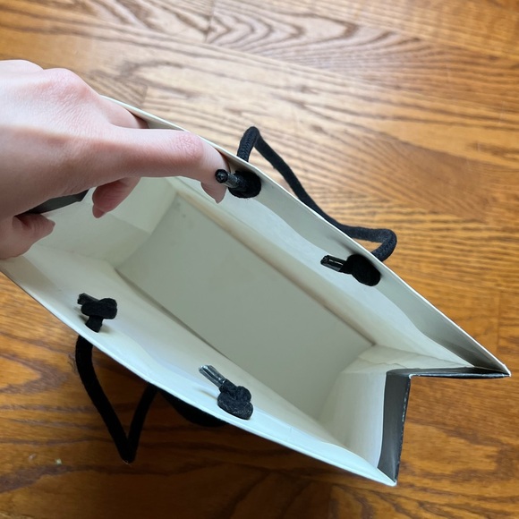 ⚪️BALLY: Small white w/black logo, authentic shopping bag in preloved condition. - Picture 9 of 13